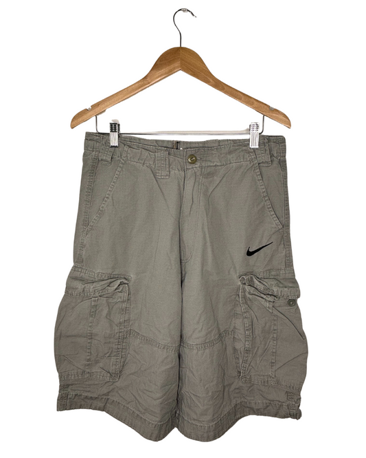 Nike Rework Cargo Shorts (W31)