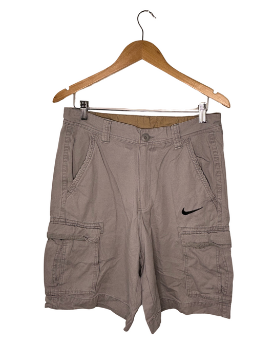 Nike Rework Cargo Shorts (W32)